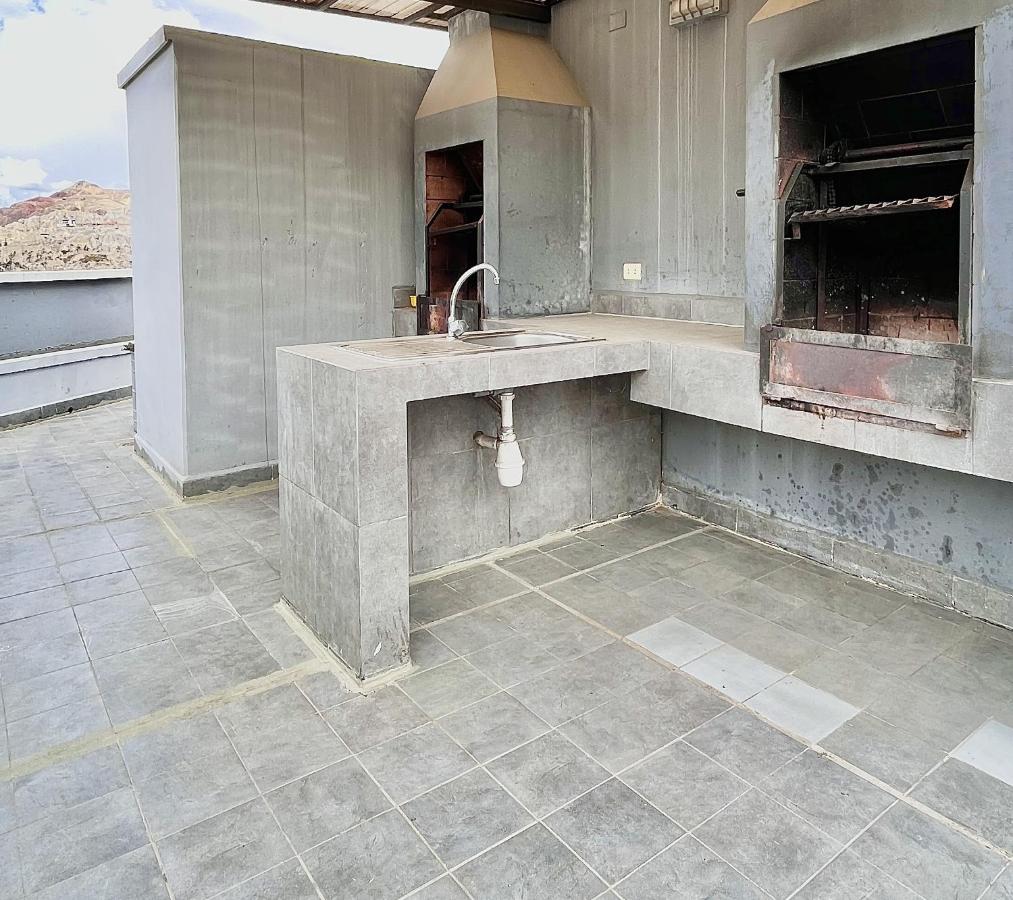 Vista a las montañas y Calefaccion cerca de teleferico y U Catolica - B&B La Paz