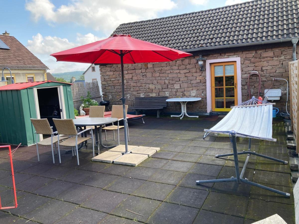 Ferienhaus "Spatzennest" Eifel Gerolstein Hunde ok - Chambres d’hôtes