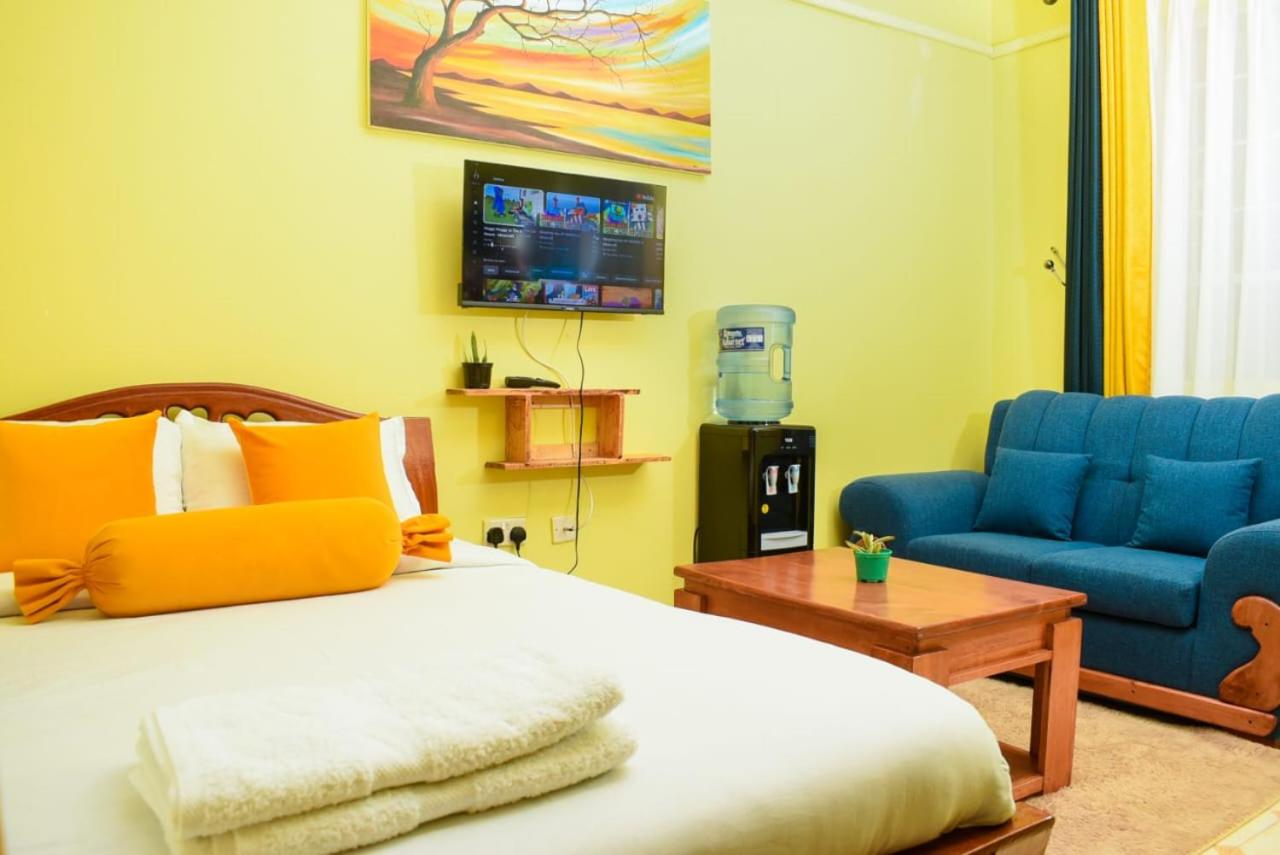 Laxy 1 bedroom Apartments along Moi Southlake - Ferienwohnung Naivasha