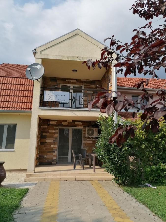 B&B Ostrovo - Kuća za odmor Jezero - Bed and Breakfast Ostrovo