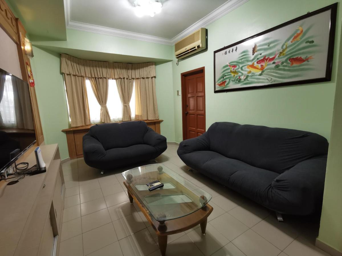 B&B Kuantan - DIY Palm Court 3BR Apartment, 7 Guests - Bed and Breakfast Kuantan