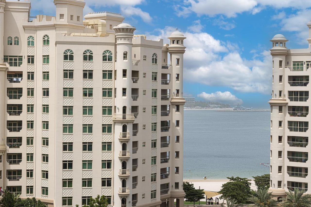 Apartamento de 2 dormitorios con vistas parciales al mar y acceso a 4 playas
