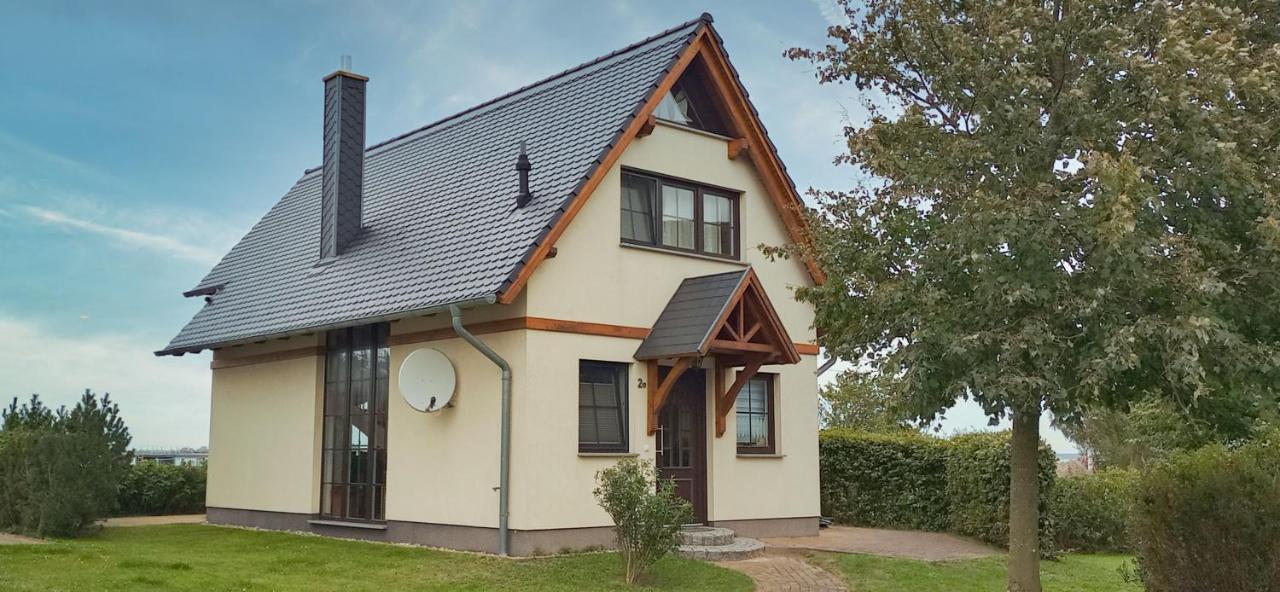 B&B Vieregge - Ferienhaus mit eigener Sauna, Garten und Terrasse - Ferienhaus Seeschwalbe - Bed and Breakfast Vieregge