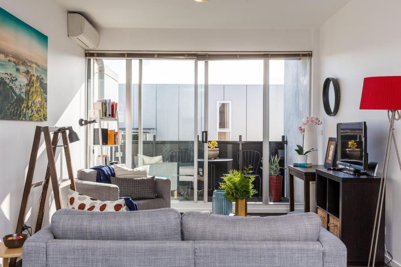 'Fitzroy Max' Easygoing Urban Pad off Brunswick St - Ferienwohnung