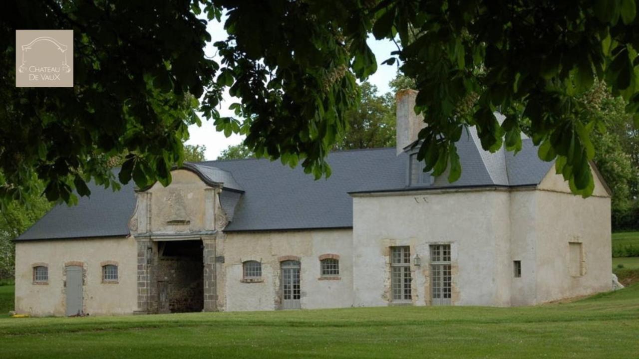 B&B Gesnes-le-Gandelin - Chateau de Vaux - Bed and Breakfast Gesnes-le-Gandelin