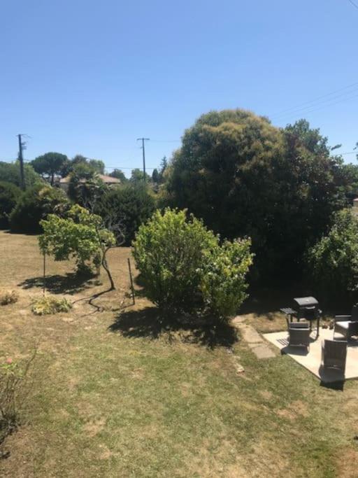 House with large private garden in Villereal - B&B Villeréal