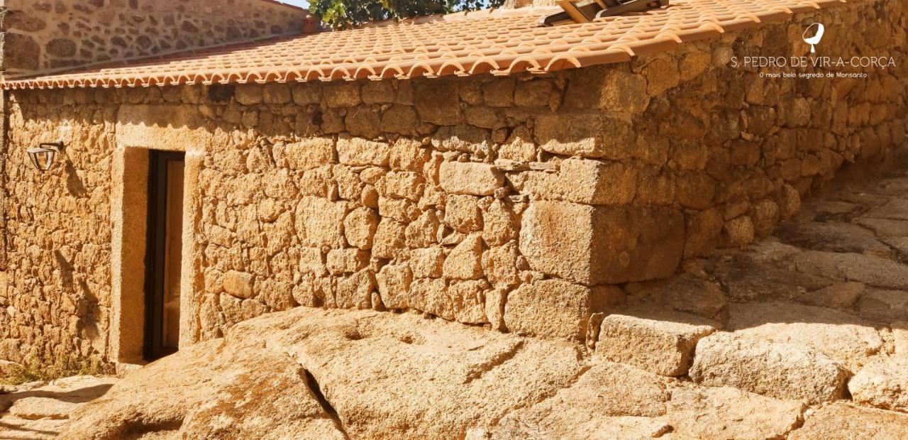 Casa do Meio em Quinta de São Pedro de Vir-a-Corça - B&B Monsanto