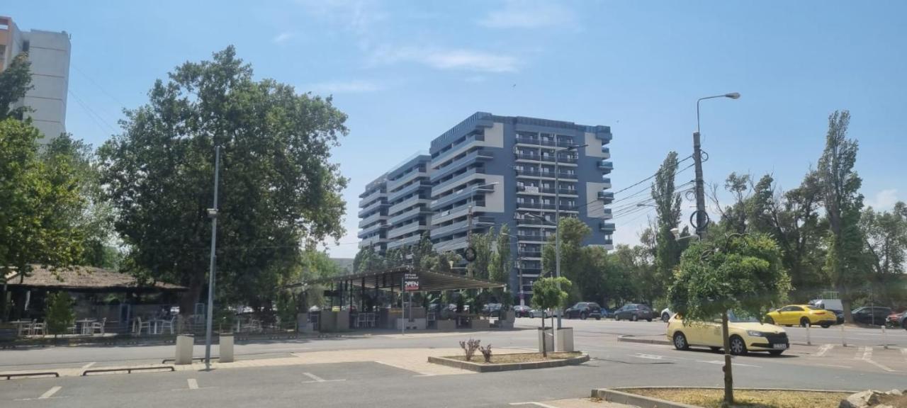 SeaAnne - Apartament la mare in centrul statiunii Mamaia - B&B