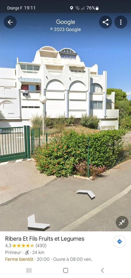 LES FLORALIES 2 Studio 4 personnes, clim mobile, piscine dans la résidence et Parking privé disponible - Chambres d'hôtes Le Grau-du-Roi