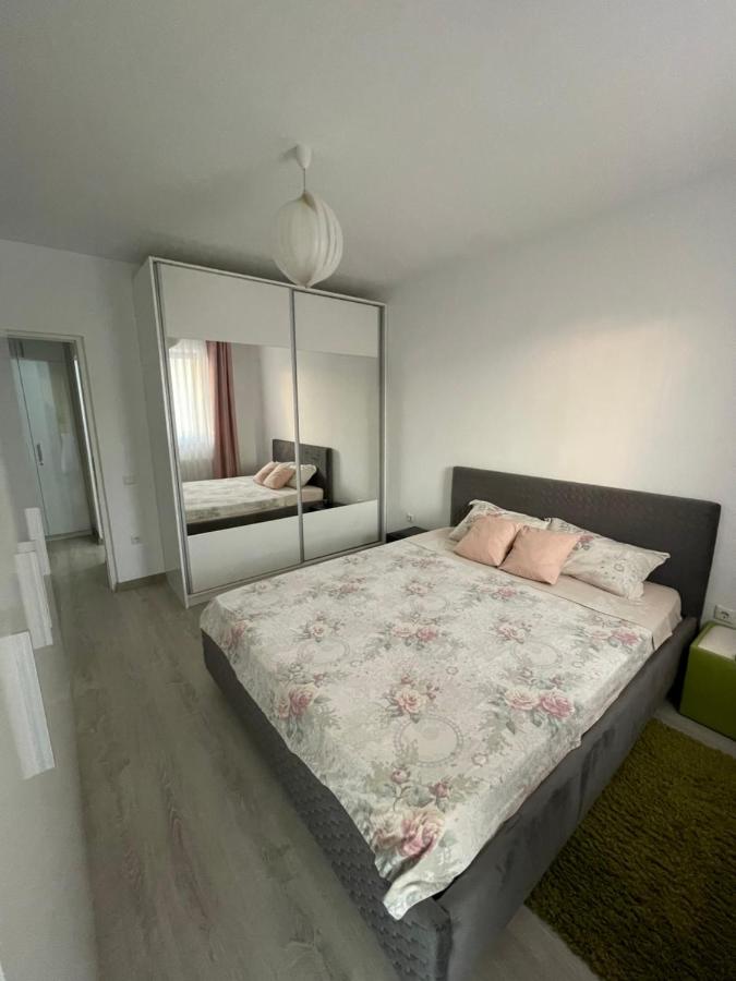 FLH - Olive Apartment - Chambres d’hôtes Sibiu
