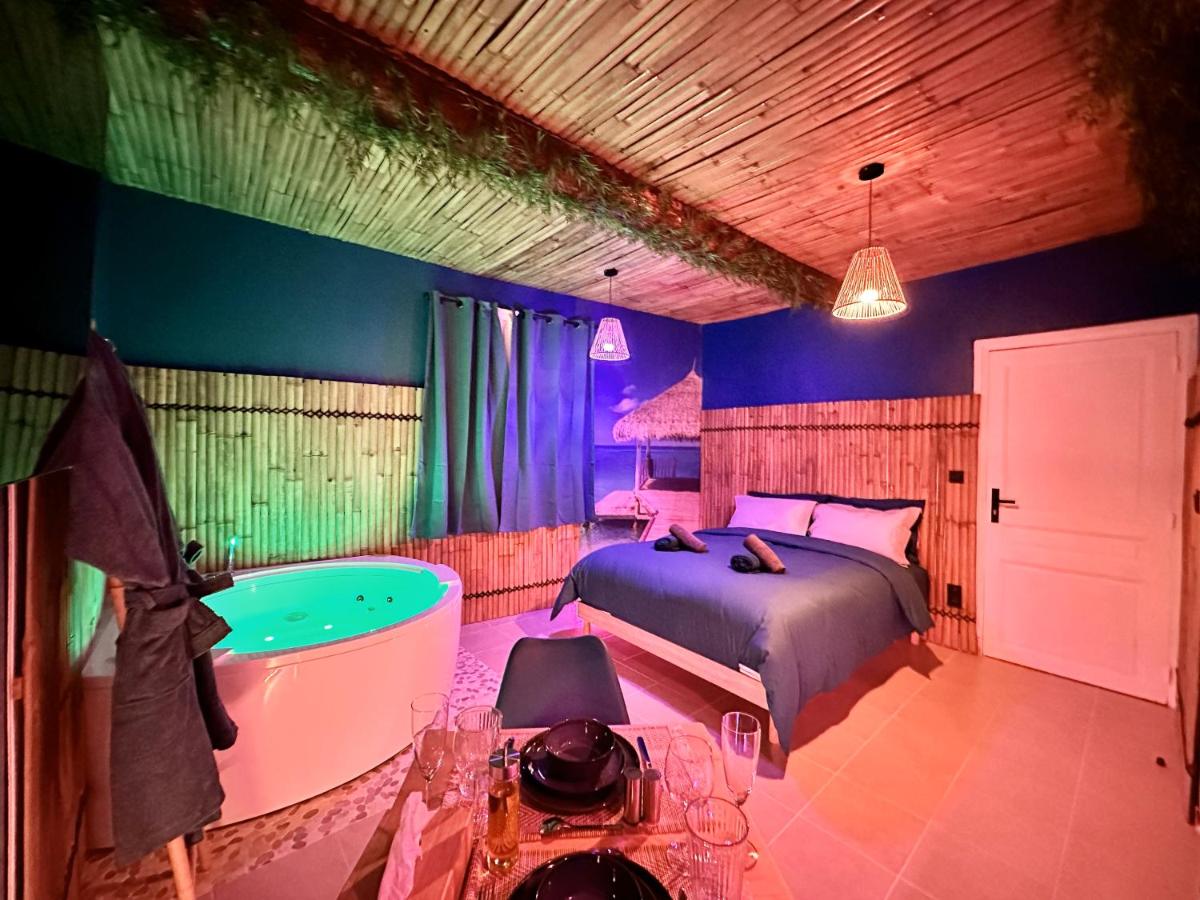 BORA-BORA SUITE - Jacuzzi - Centre by Narbana - B&B Narbona