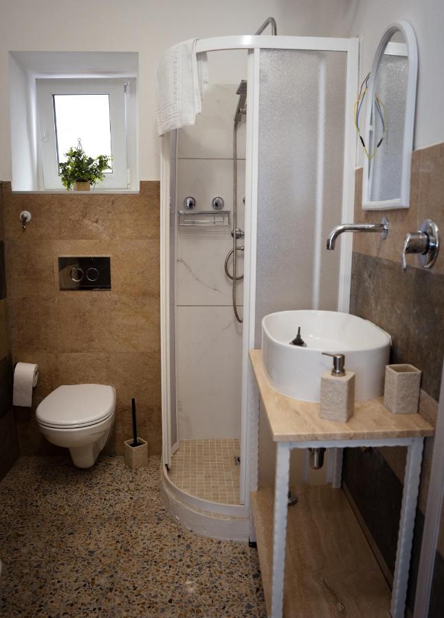 Camera Matrimoniale con Bagno Privato