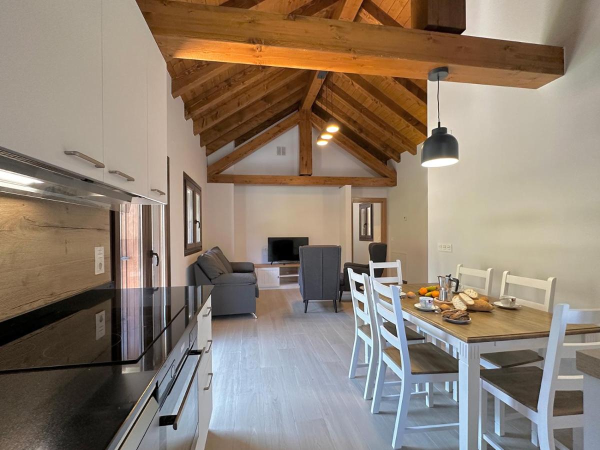 Apartamentos Rurales AINARIAK - Bed and Breakfast Burgui