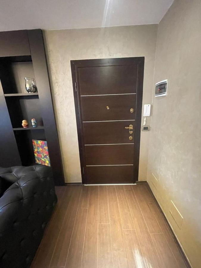 Luxury apartment city centre - Bed and Breakfast Tirana