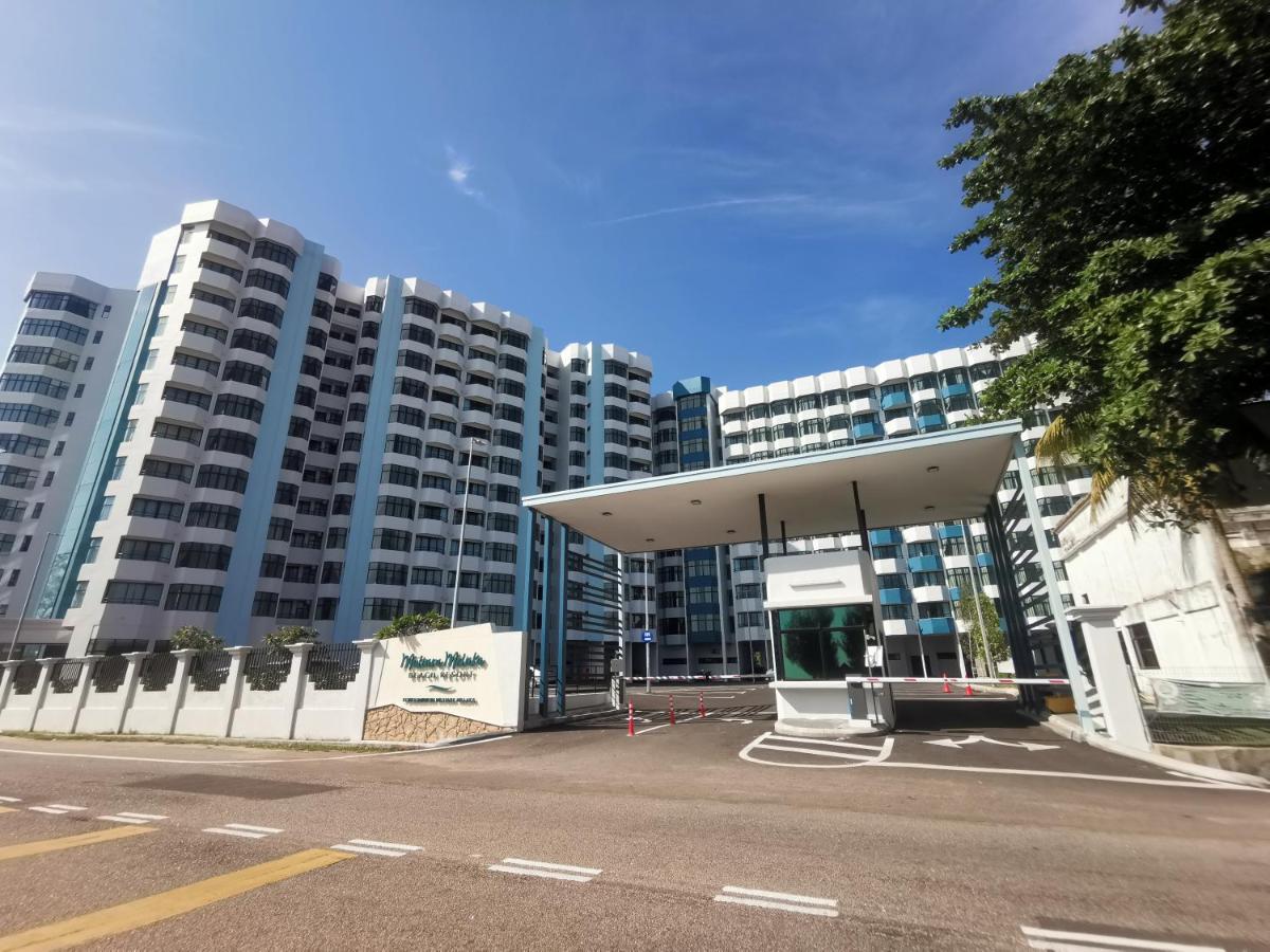 Netflix-Seaview-SunsetView-PuteriBeach-Mutiara Beach Resort Melaka - Chambres d'hôtes Kampong Pantai Dusun