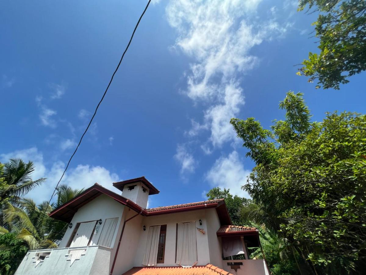 Raskin Apartments - B&B Hikkaduwa