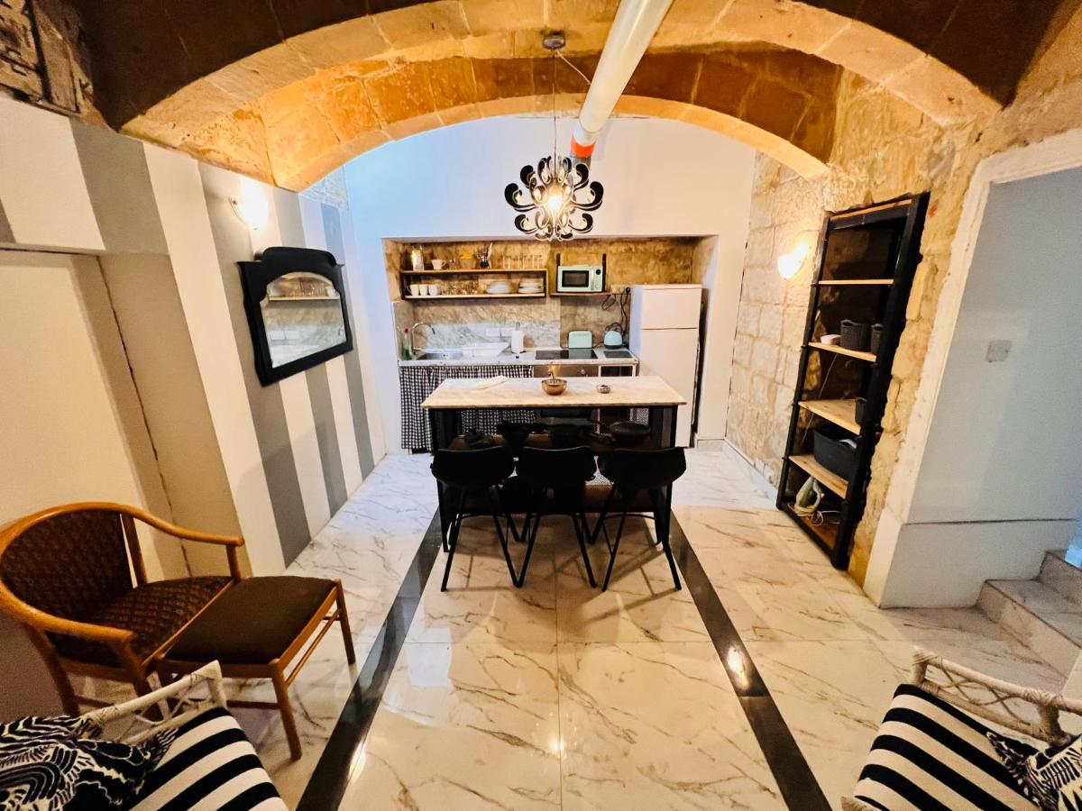 B&B Valletta - Charming Townhouse Prime Area Valletta - Bed and Breakfast Valletta