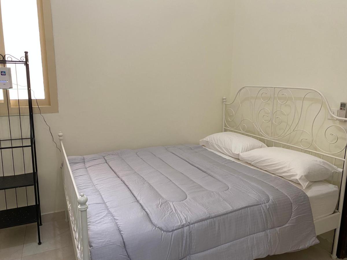 B&B Abou Dabi - Your Luxury Studio near Airport - Bed and Breakfast Abou Dabi