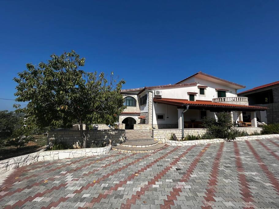 Apartman “Snježana” - B&B Marina