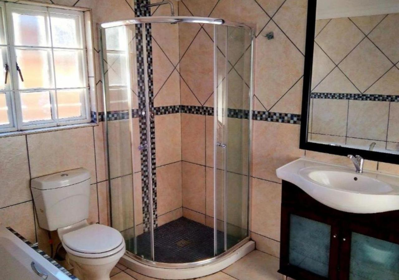 Deluxe Doppel-/Zweibettzimmer