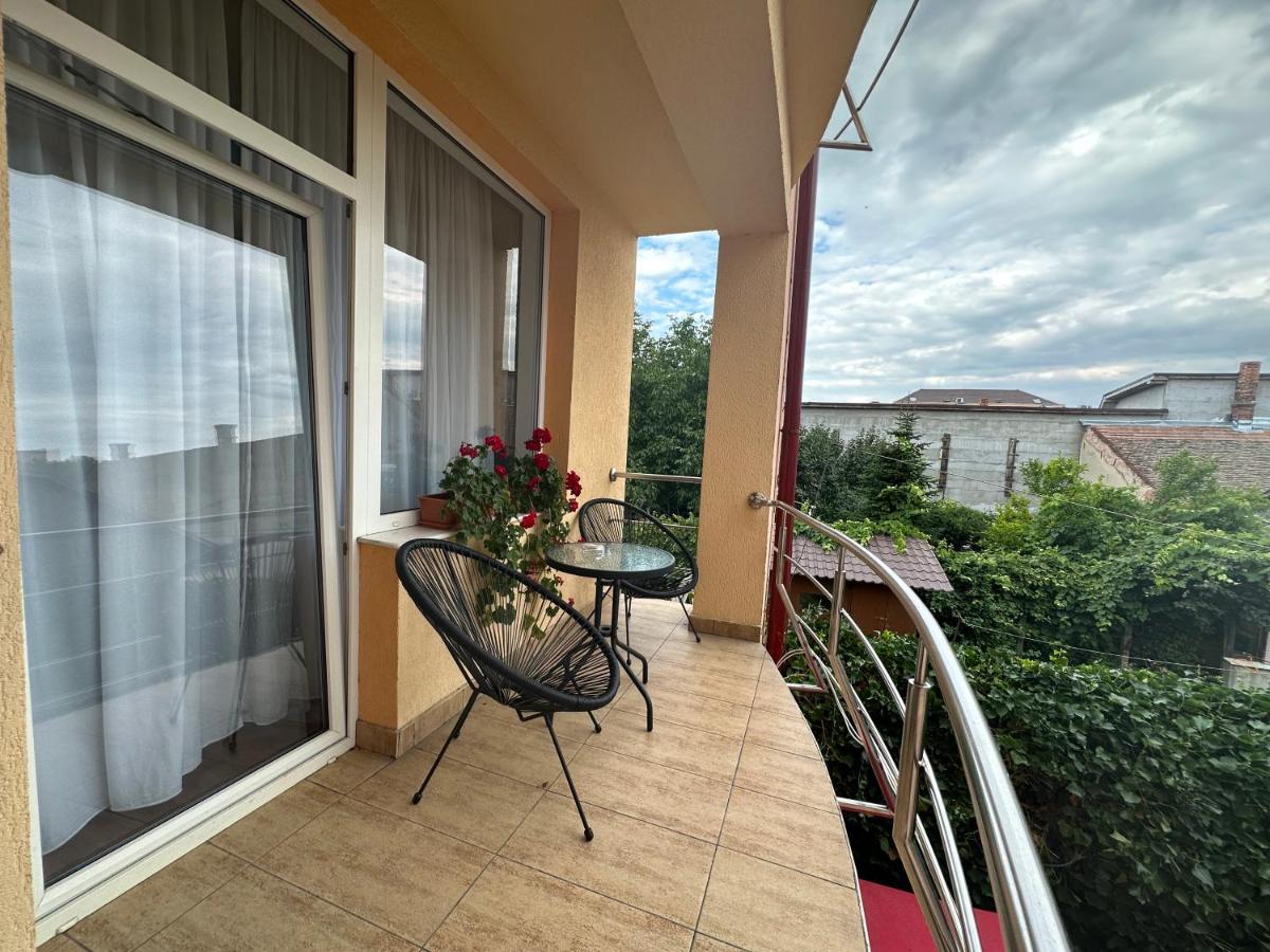 Pensiunea Brici - B&B