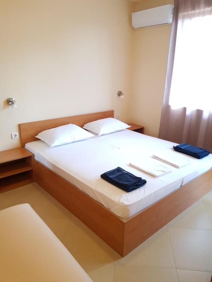 Chambre Double - Vue sur Jardin