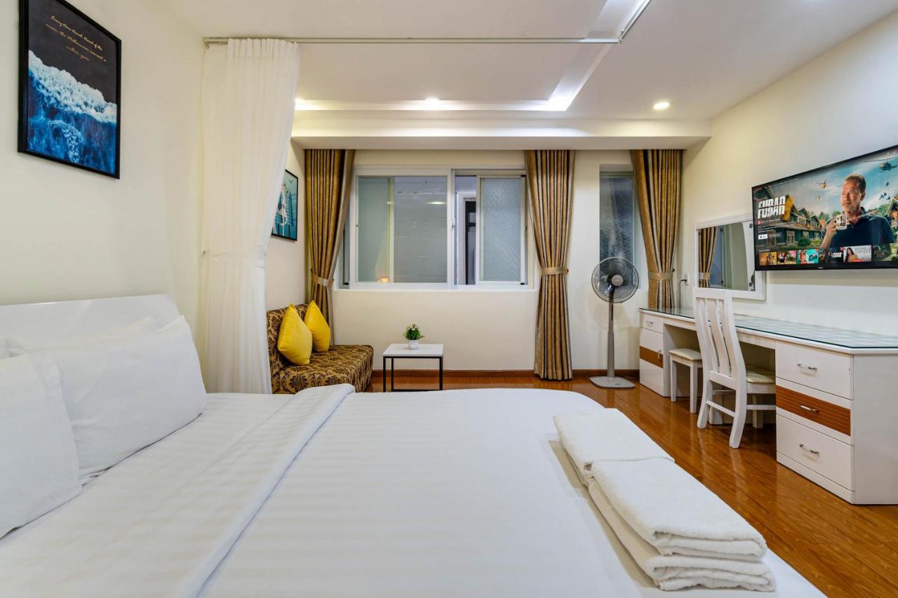 Deluxe Apartment