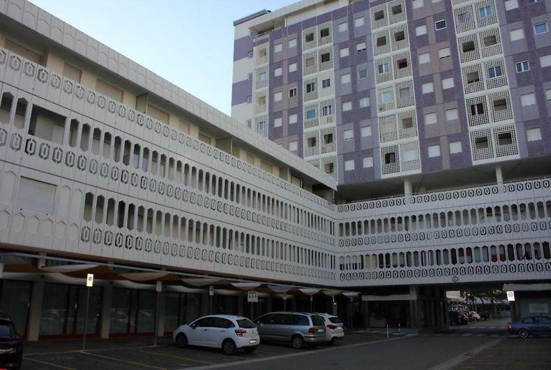 Monolocale con terrazza e cucina - Chambres d’hôtes