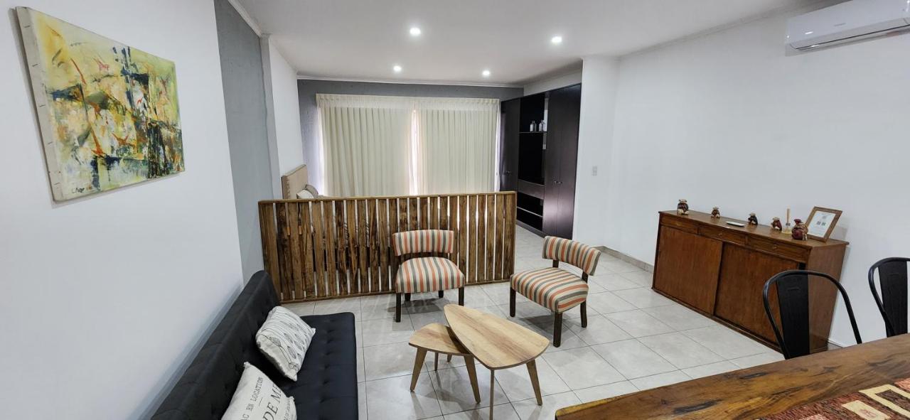 Modern Loft with Parking across from Palmares - B&B