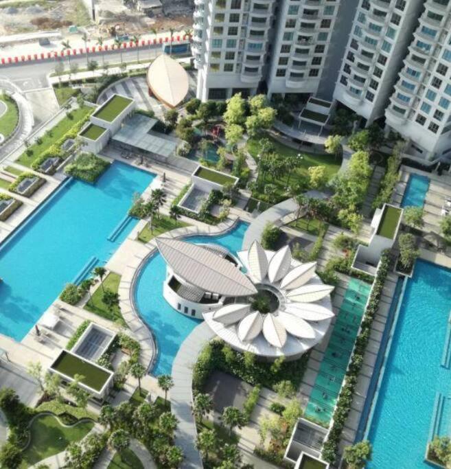 SG Luxury Condo.(Teega @ Puteri harbor) - B&B Iskandar Puteri