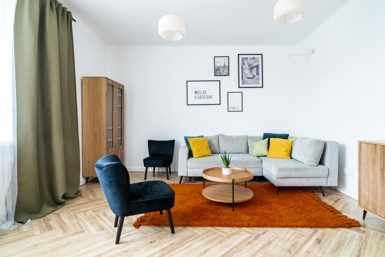 Warszawska 206 I Piętro - B&B