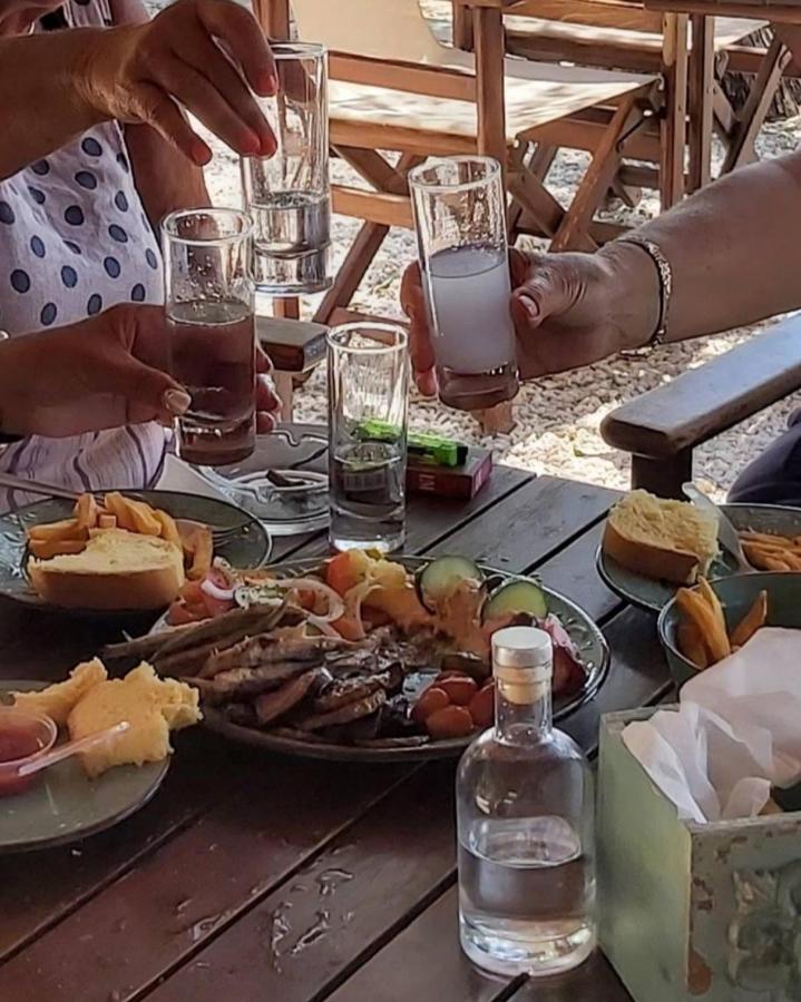 Lena Summer Sea Family Vacation House & Yard Chalkidiki - Bed and Breakfast Sozópoli