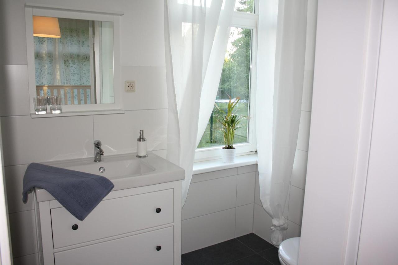 Doppelzimmer Nr. 2 mit Gartenblick