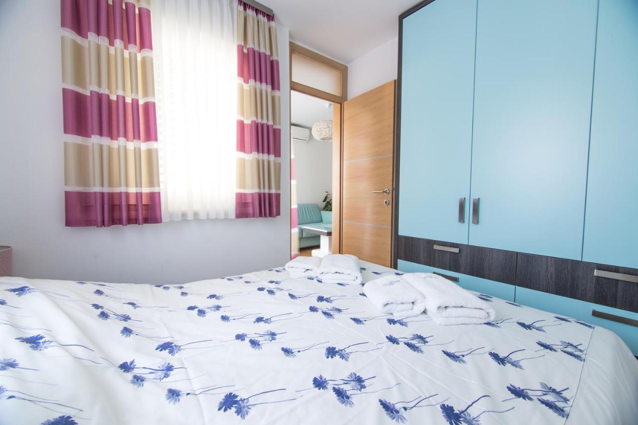 One-Bedroom Apartment with Balcony and Sea View (2 Adults)