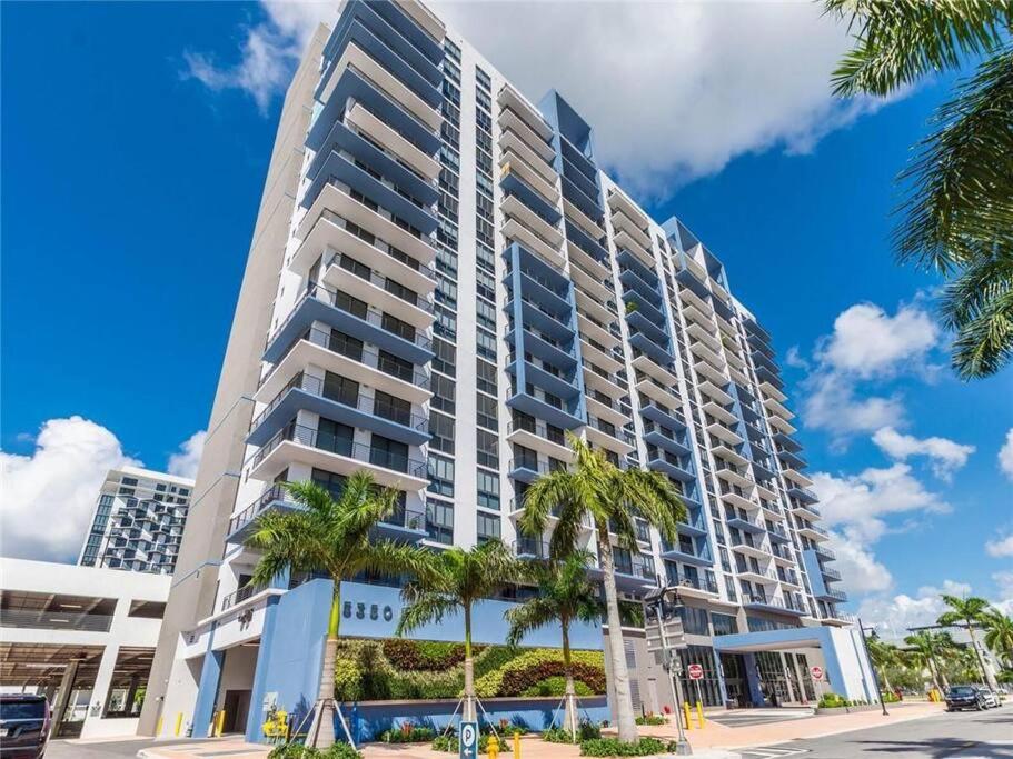 APARTMENT STUDIO FOR RENT 1 BED 1 BATH 1 Parking Downtown Doral - B&B Miami