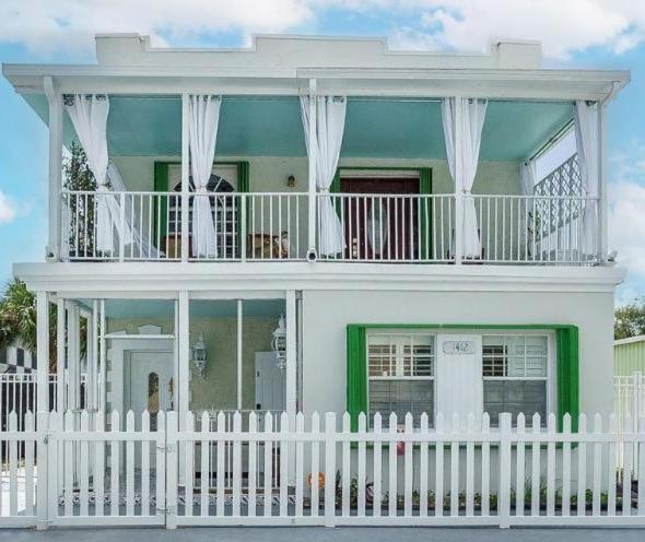 The Golden Alligator 1 - 3 beds 2 baths in West Palm Beach close to everything - B&B West Palm Beach