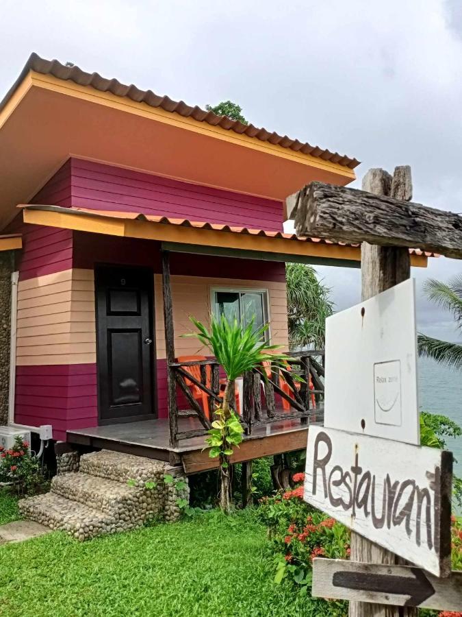 Bungalow with Sea View