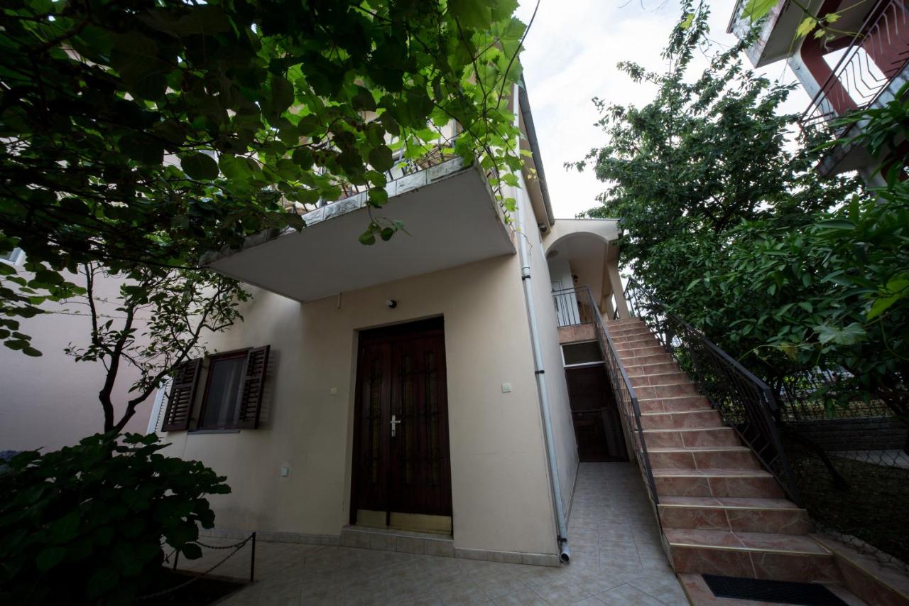 Two-Bedroom Apartment with Balcony and Sea View