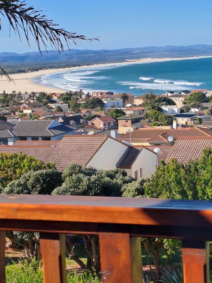 B&B Jeffreys Bay - A1 Kynaston self catering or bed and breakfast solarpower - Bed and Breakfast Jeffreys Bay