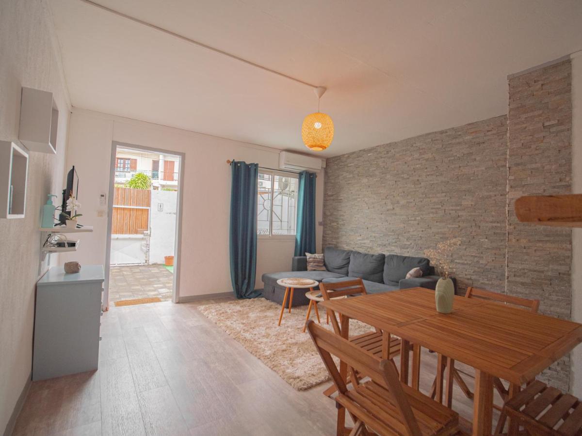 F2 la source - Saint Denis proche du CHU - Bed and Breakfast