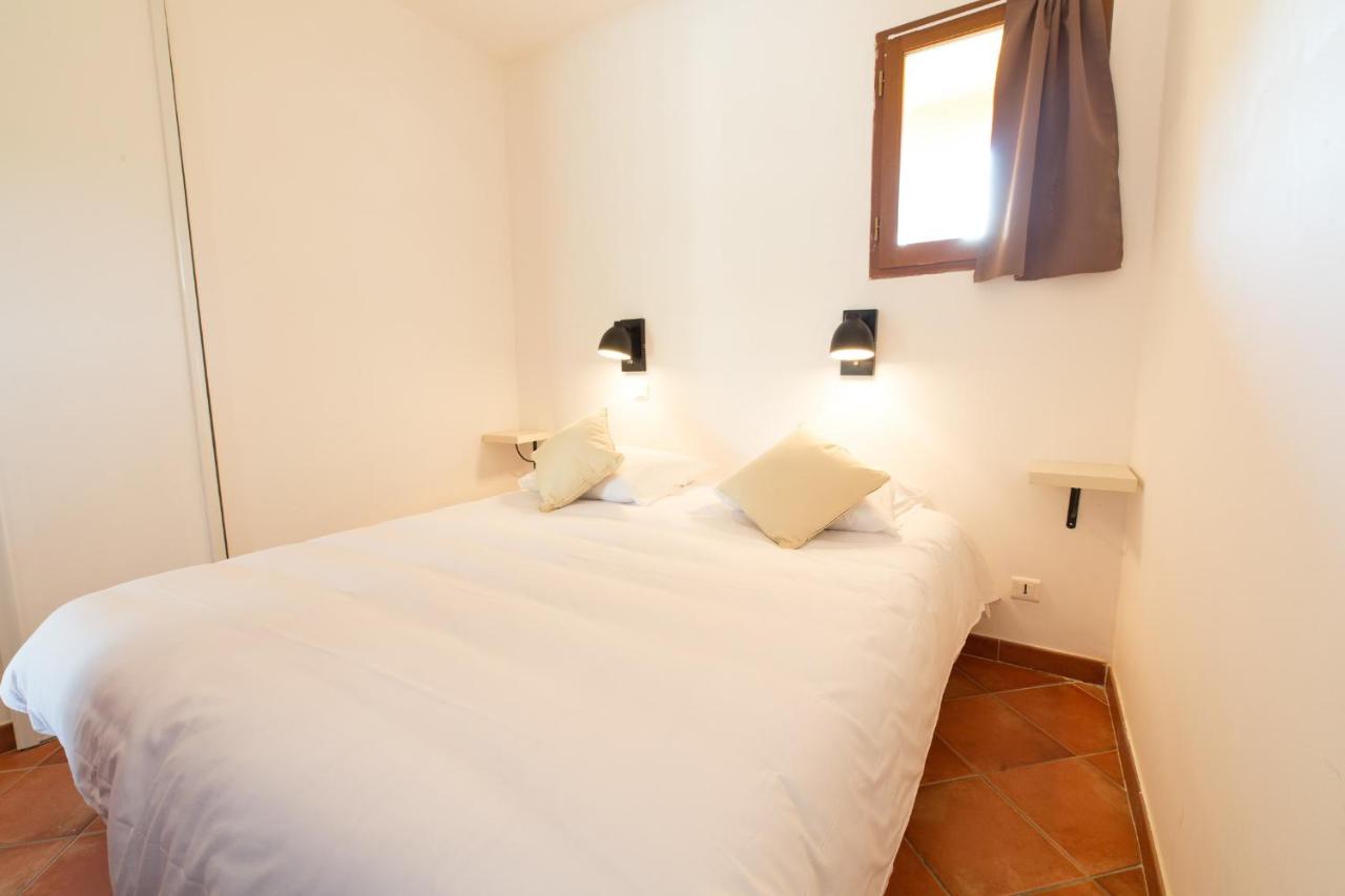 One-Bedroom Apartment (1-4 Adults)