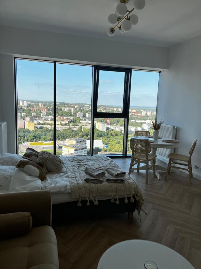 B&B Szczecin - Hanza Tower 21 City View Apartment - Bed and Breakfast Szczecin
