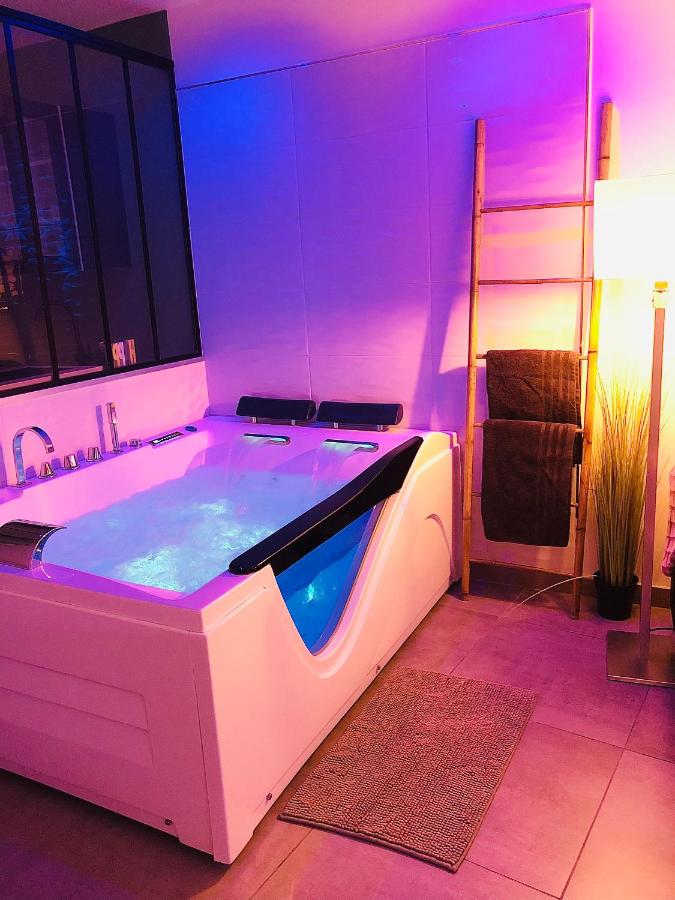 Appart&Spa République - Chambres d’hôtes