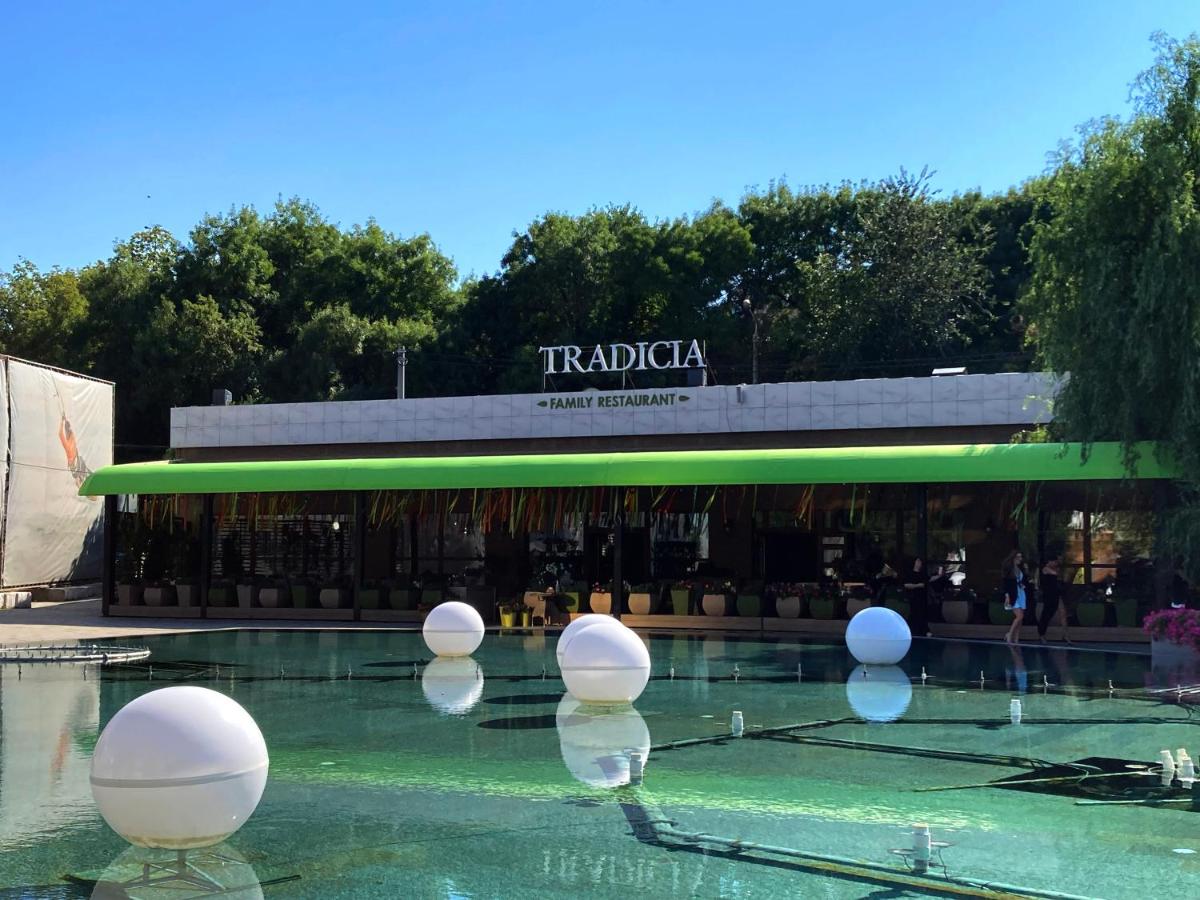 Apartment mit 1 Schlafzimmer, Balkon und Stadtblick