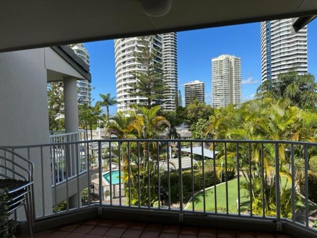 B&B Gold Coast - Bayview Bay Apartments and Marina - Bed and Breakfast Gold Coast
