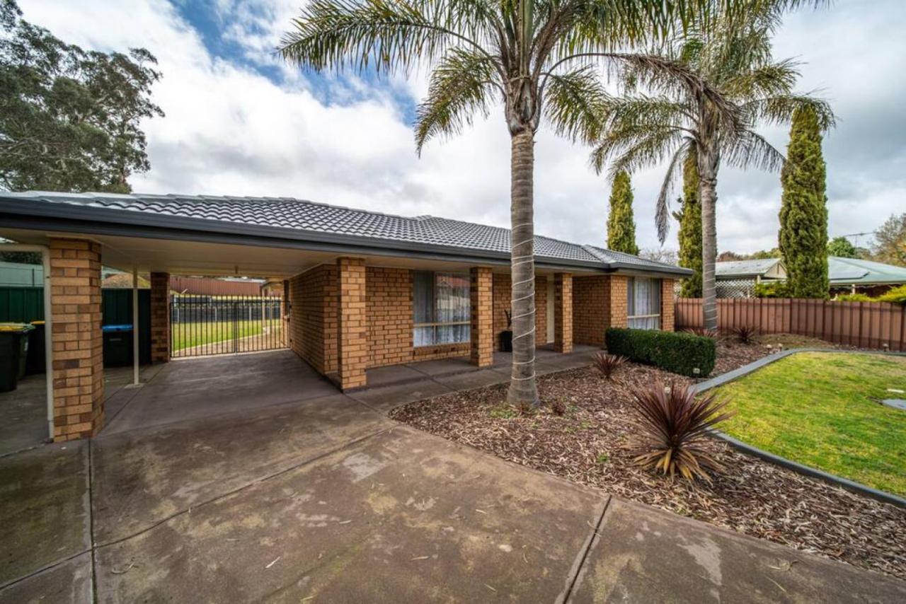 Escape to Adelaide Hills - Bed and Breakfast