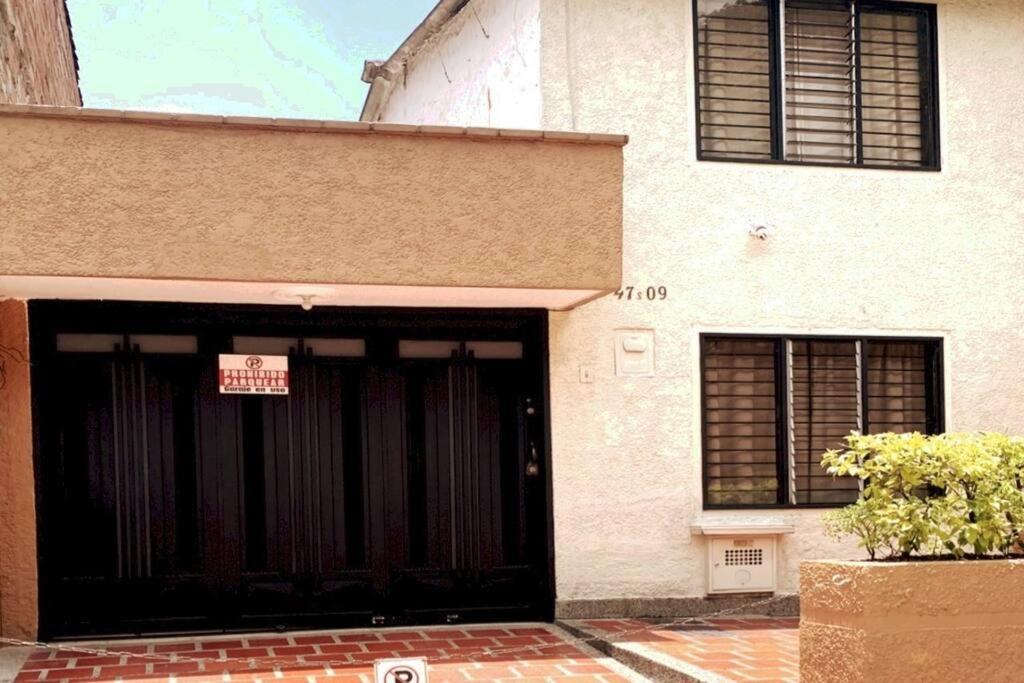 B&B Envigado - BEAUTIFUL and spacious HOUSE for family stay! - Bed and Breakfast Envigado