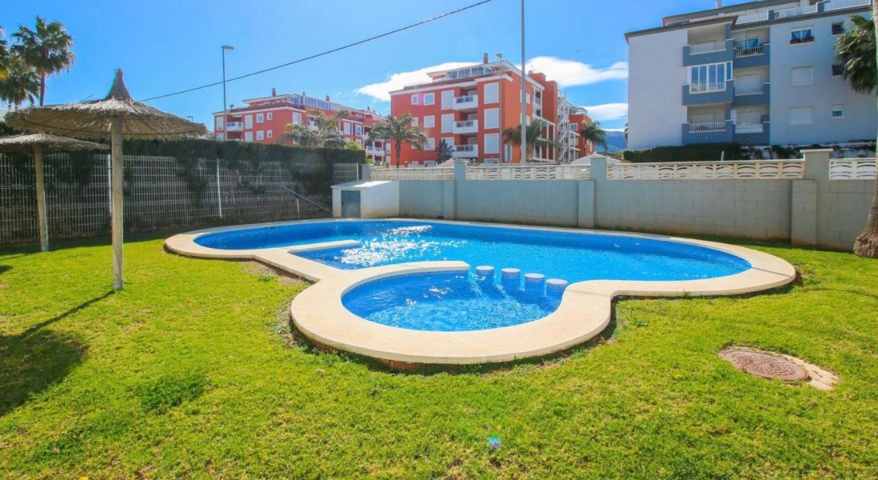 Prendisole Denia con piscina y terraza - B&B