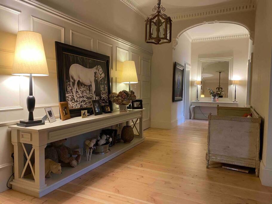 Home of Joy - 3 bedroom home with private garden - Chambres d’hôtes Glasgow