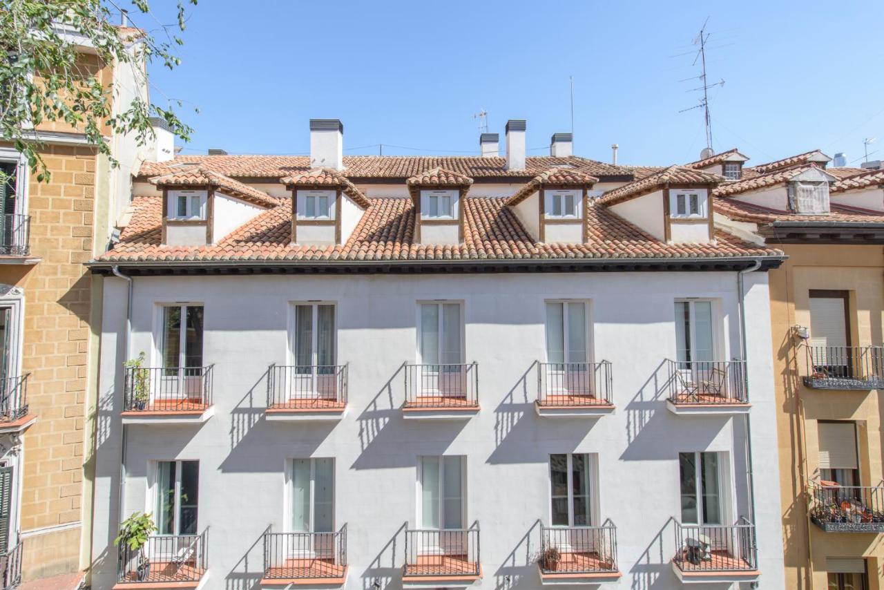 Top groups MALASAÑA, by MONARO - B&B Madrid